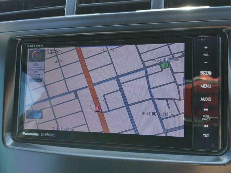 PRIUS ALPHA