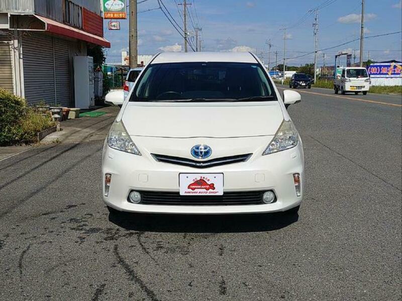 PRIUS ALPHA