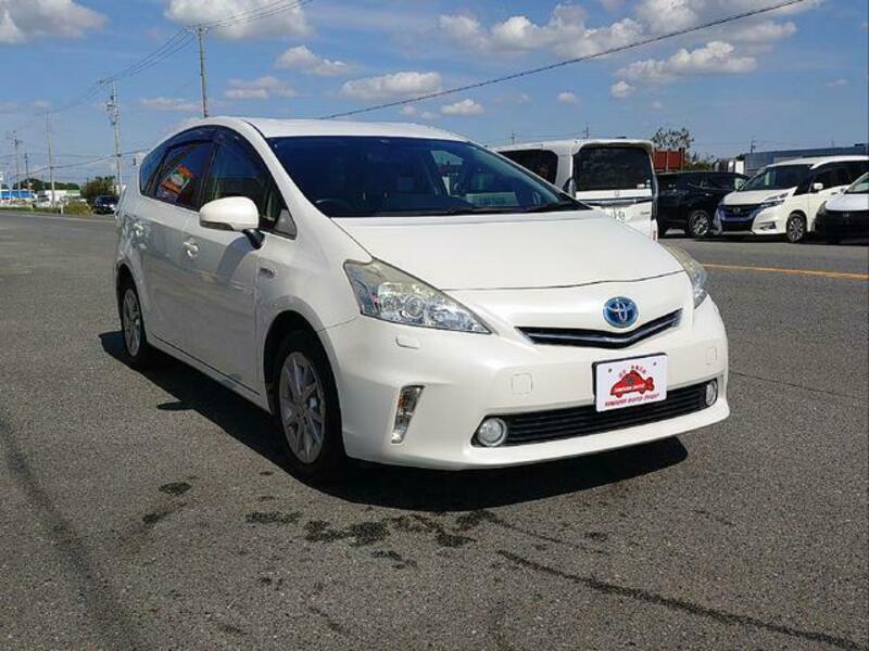 PRIUS ALPHA