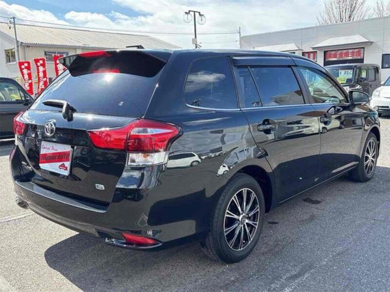 COROLLA FIELDER
