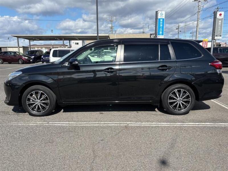 COROLLA FIELDER