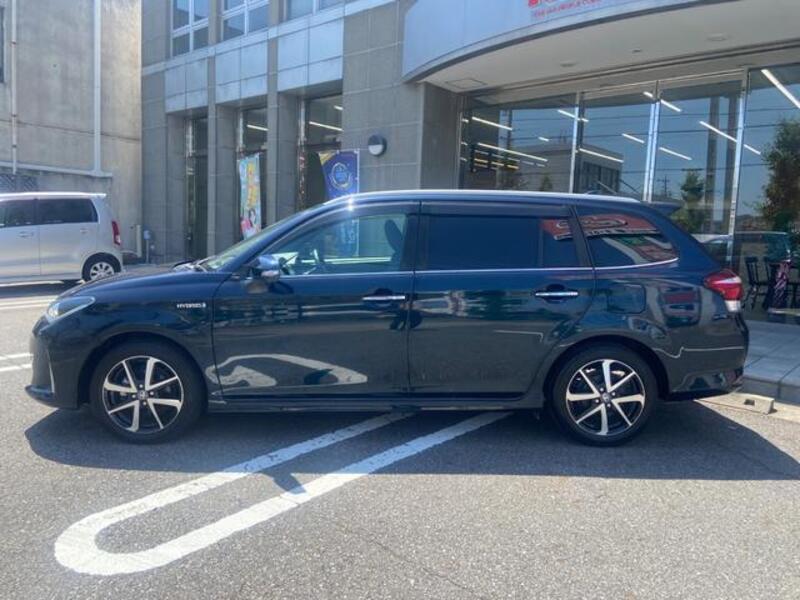 COROLLA FIELDER