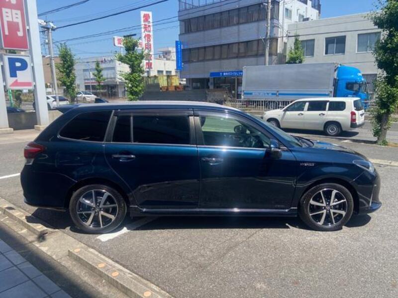 COROLLA FIELDER