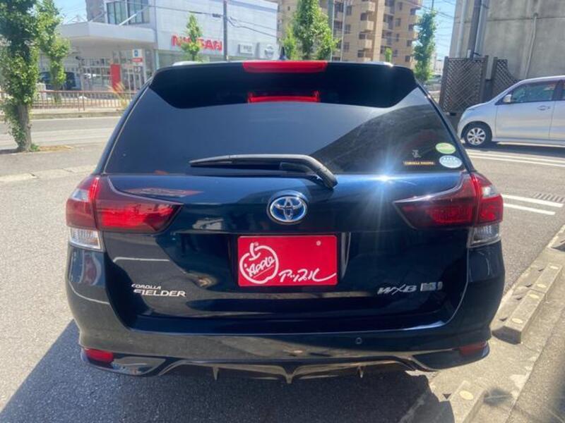 COROLLA FIELDER