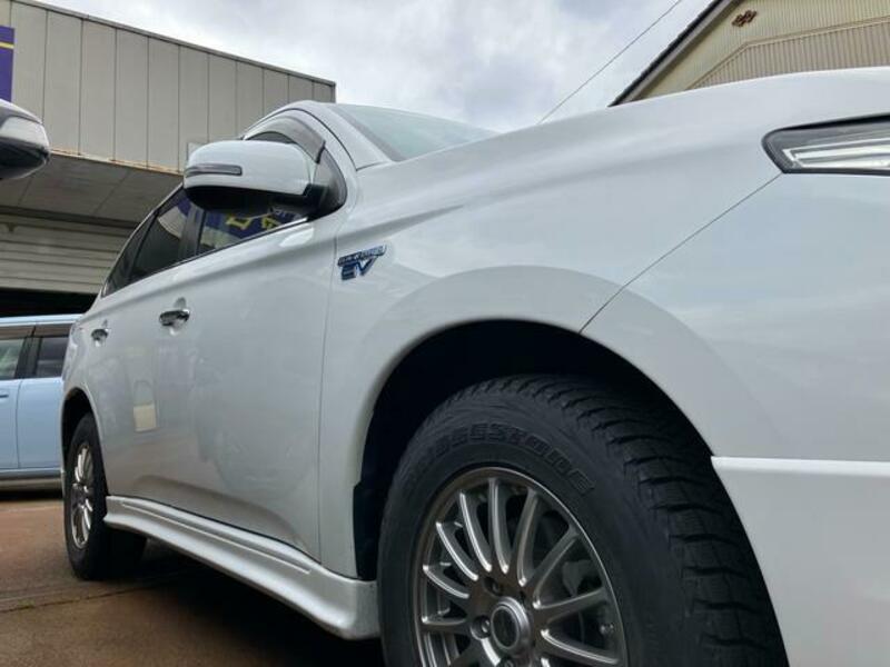 OUTLANDER PHEV