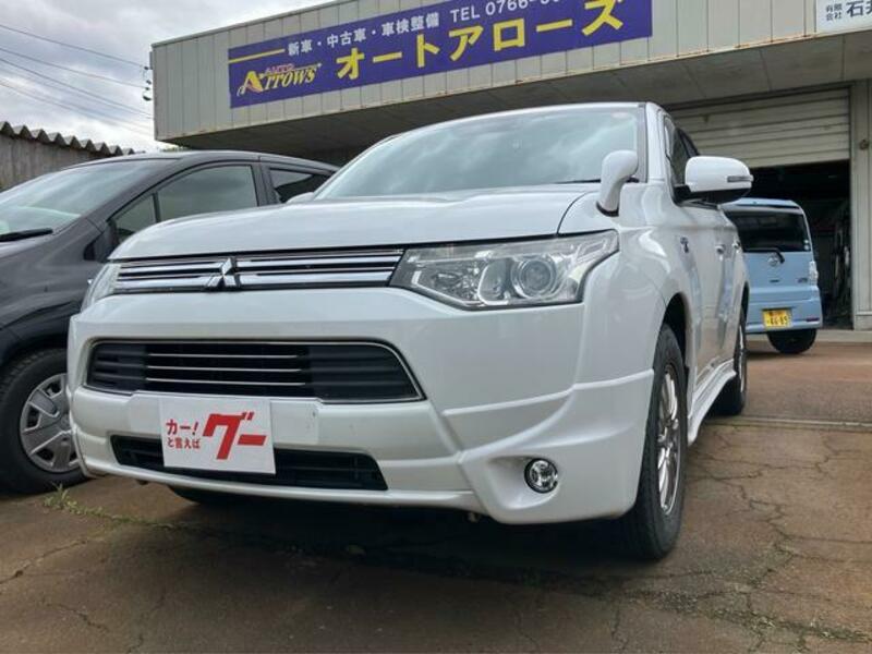MITSUBISHI OUTLANDER PHEV