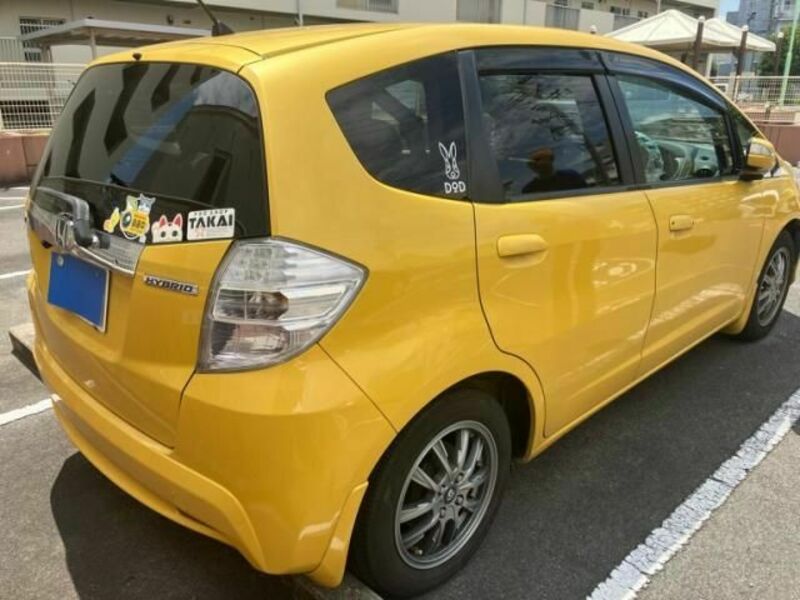 FIT HYBRID