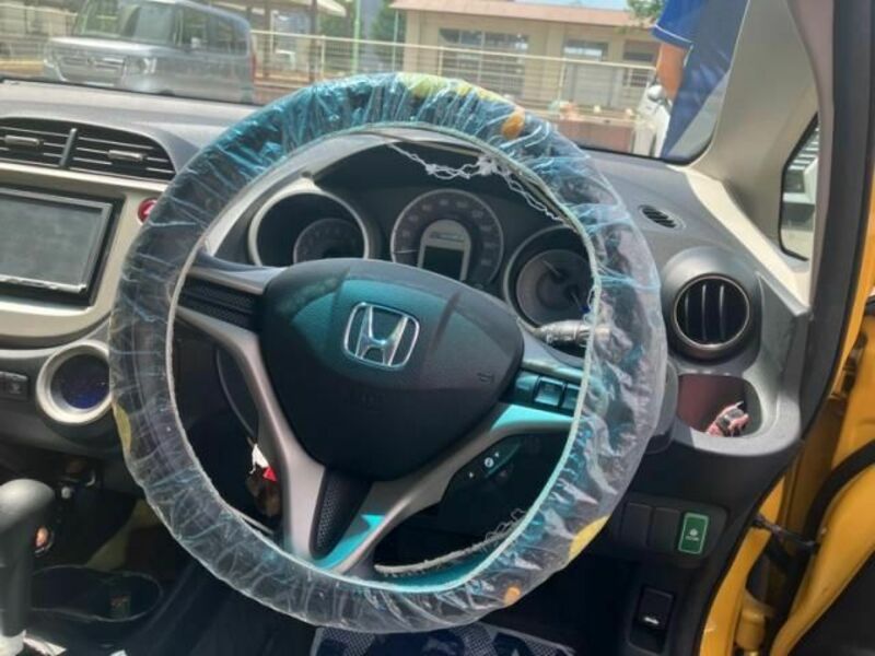 FIT HYBRID