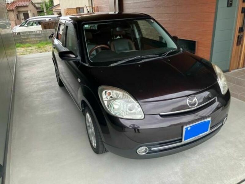 MAZDA VERISA