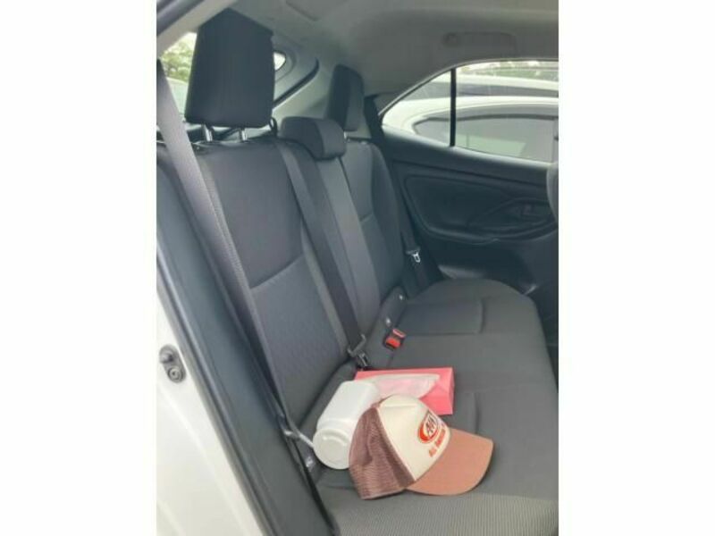 YARIS CROSS