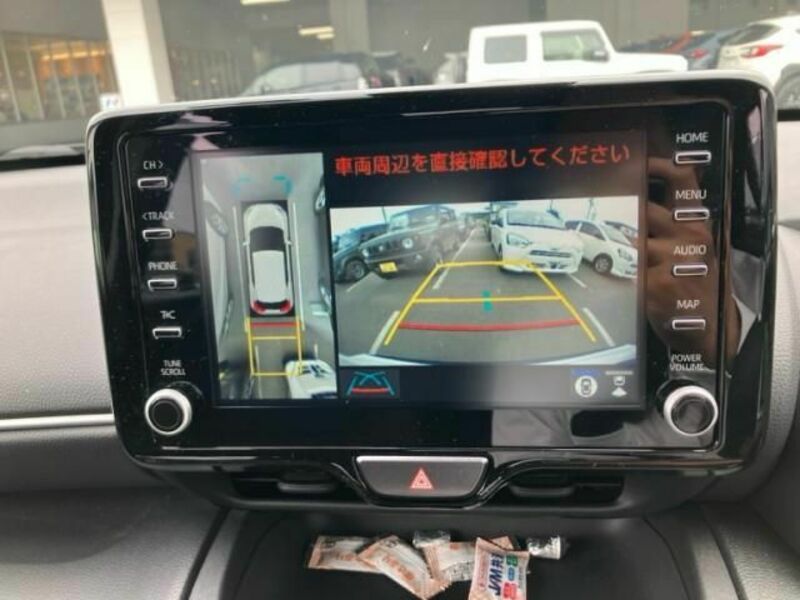 YARIS CROSS
