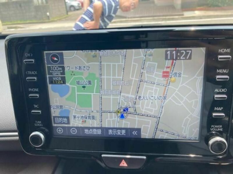 YARIS CROSS