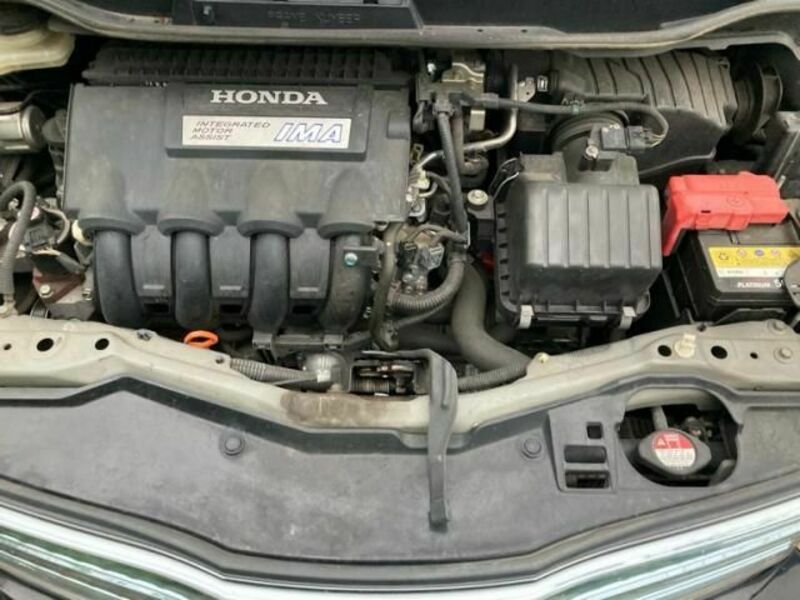 FIT HYBRID