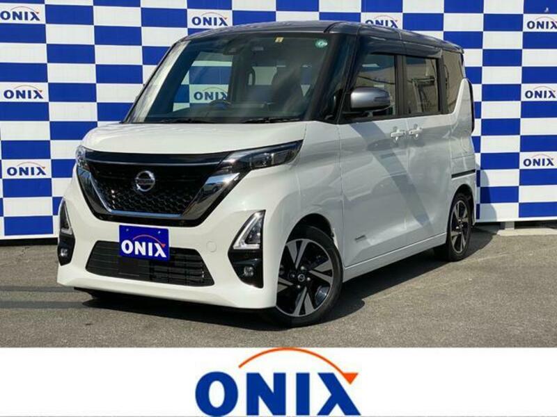 NISSAN ROOX