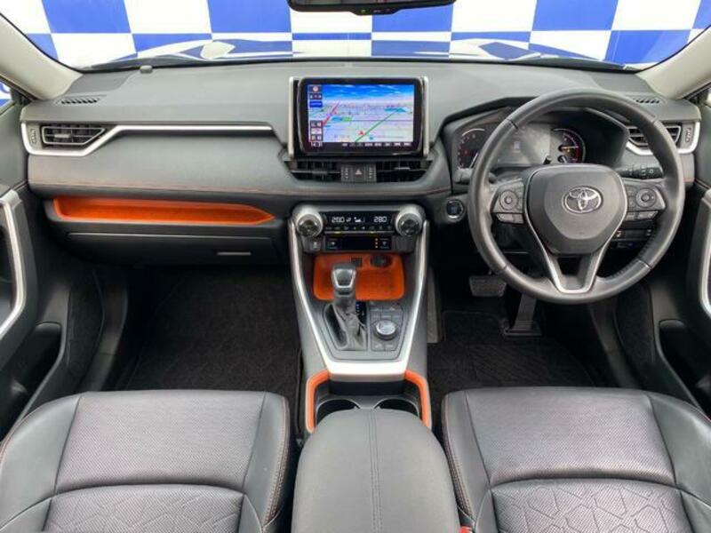 RAV4
