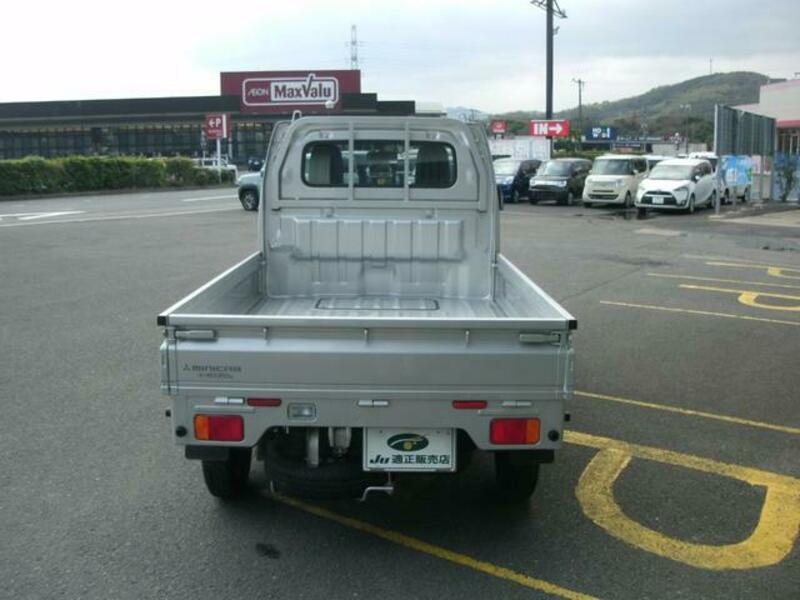 MINICAB TRUCK