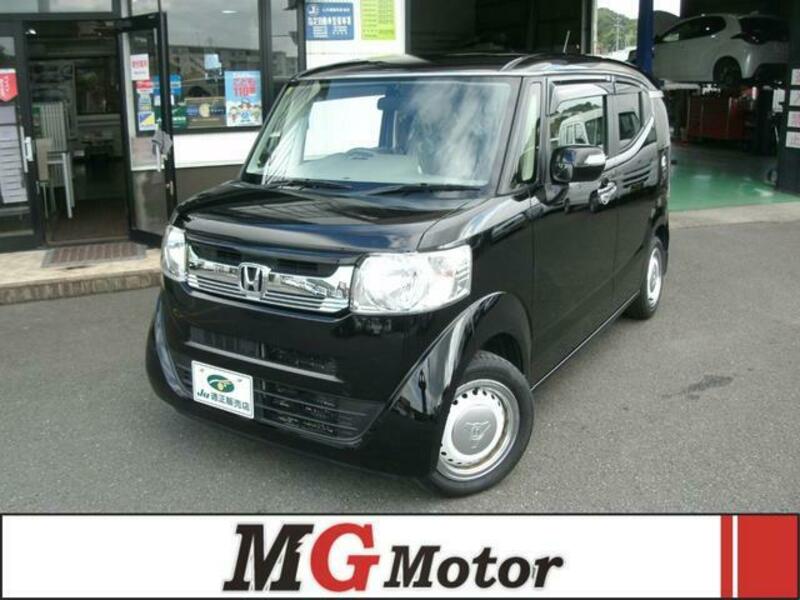 HONDA N BOX SLASH