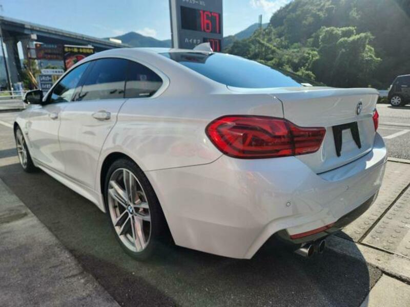 4 SERIES