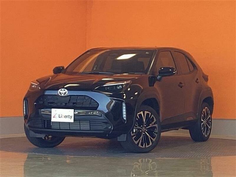 YARIS CROSS