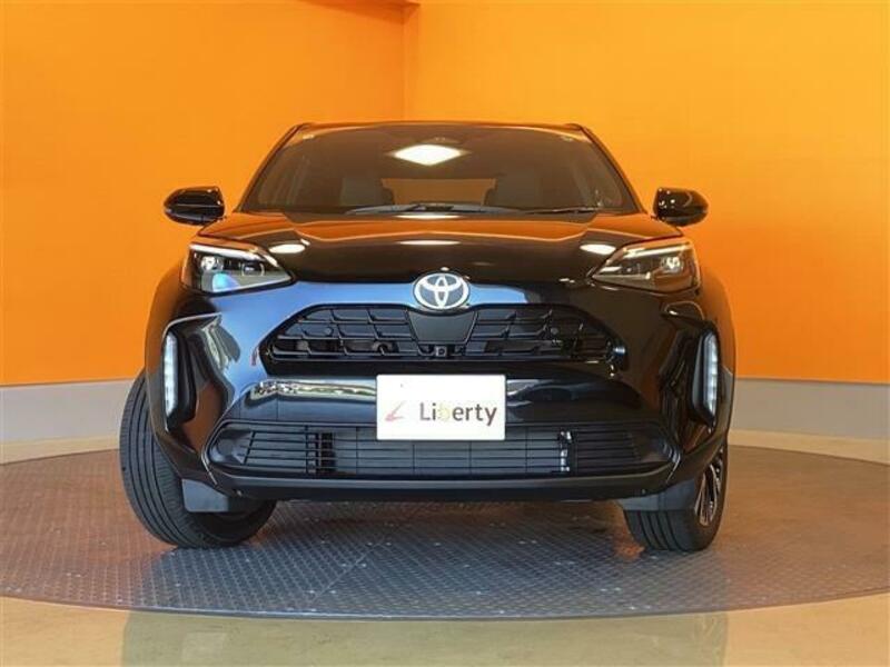 YARIS CROSS
