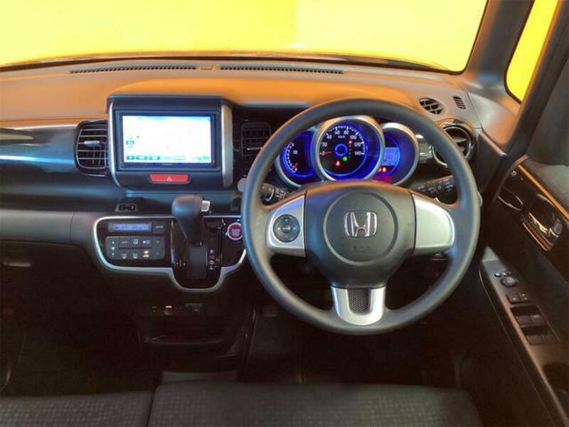 N BOX CUSTOM