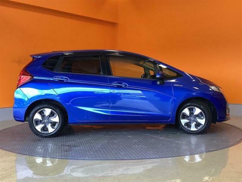 FIT HYBRID