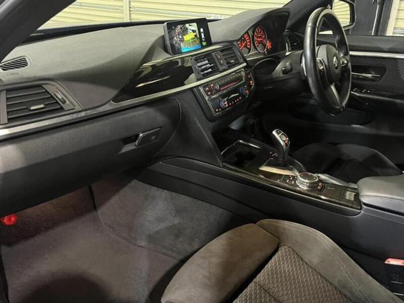 4 SERIES