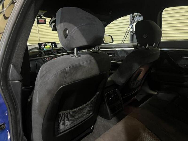 4 SERIES