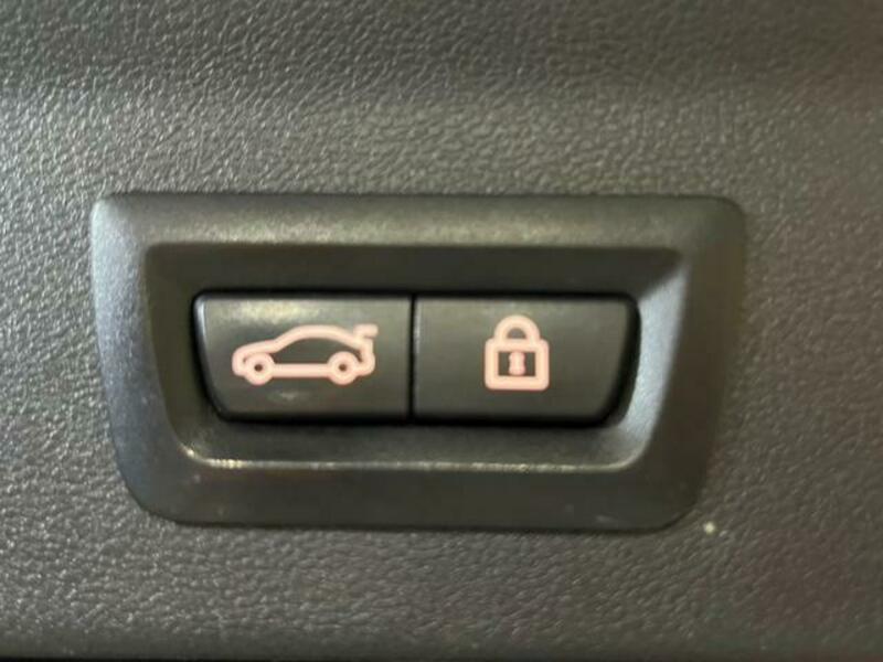 X3