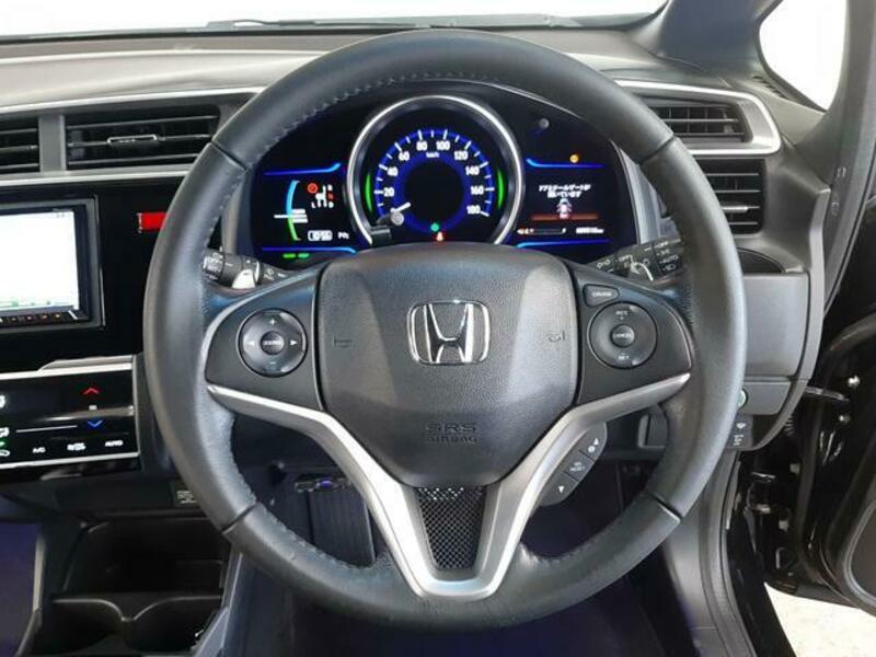 FIT HYBRID