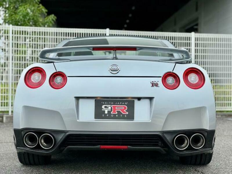 GT-R