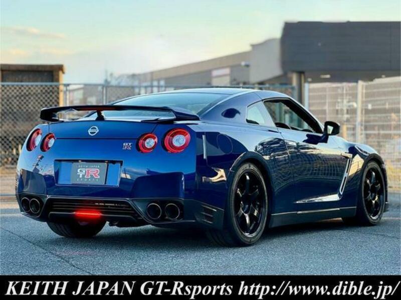 GT-R