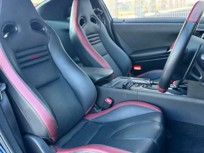 GT-R