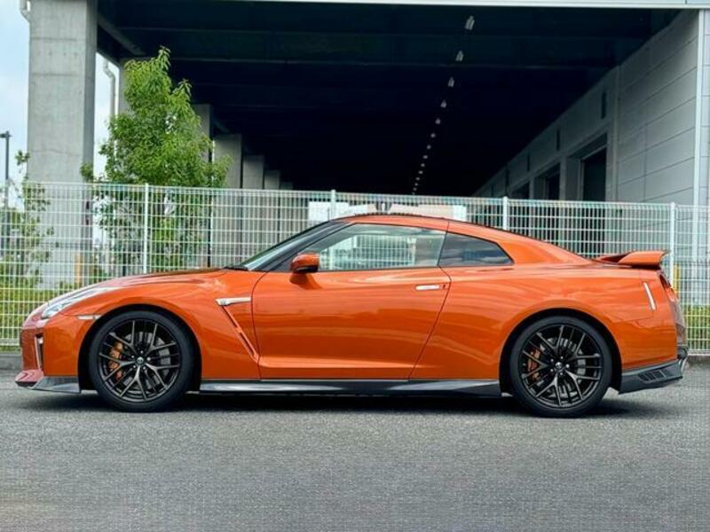 GT-R