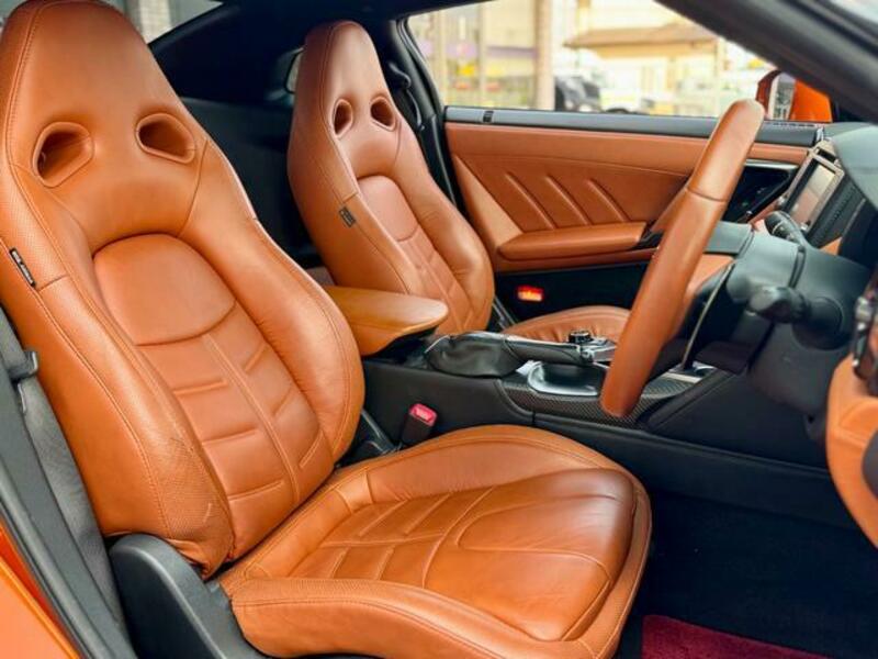 GT-R