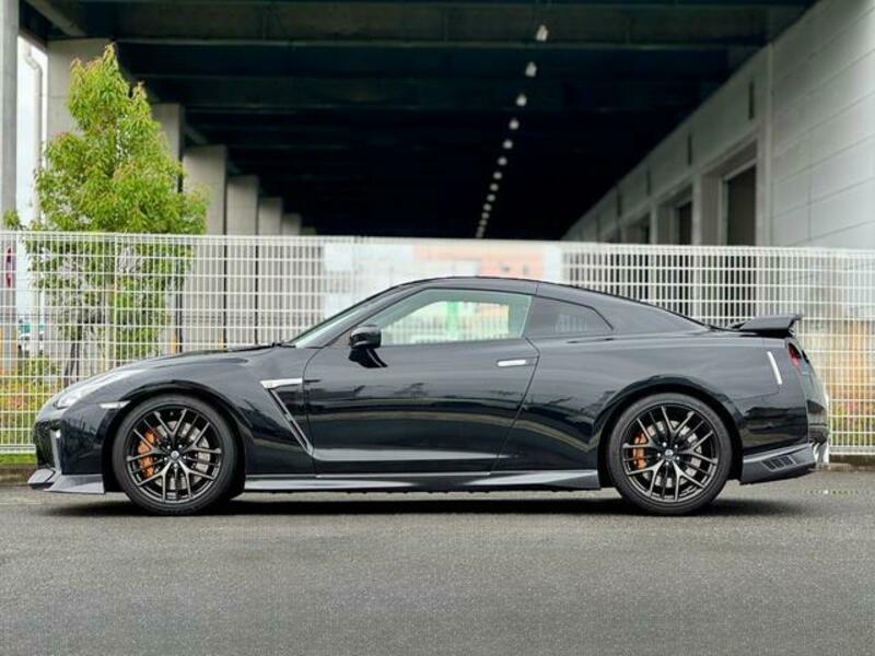 GT-R