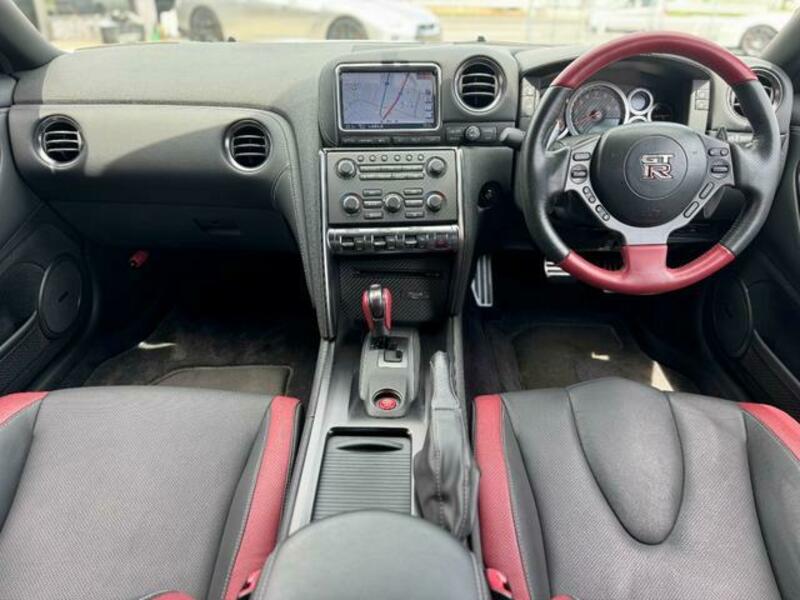 GT-R