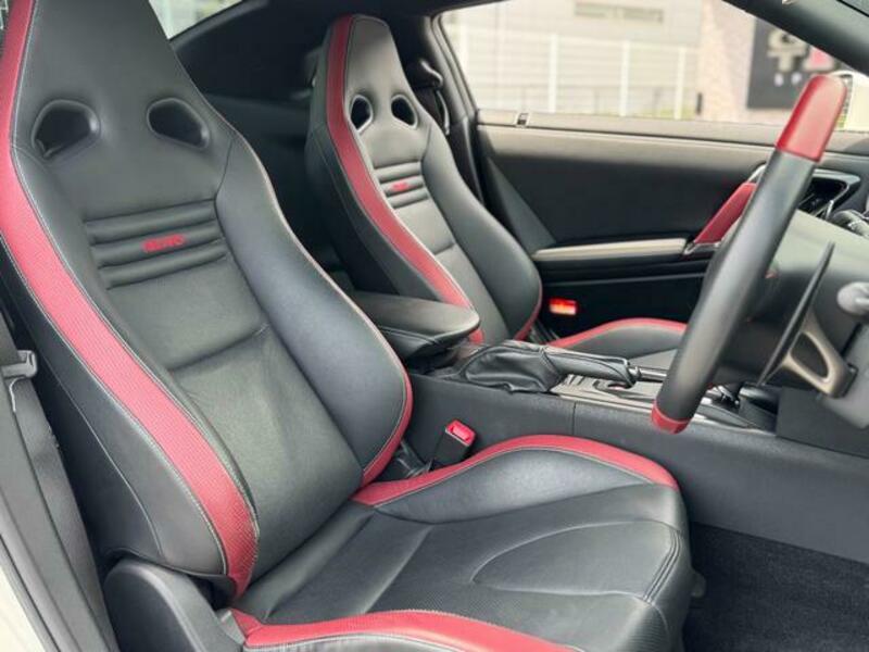 GT-R