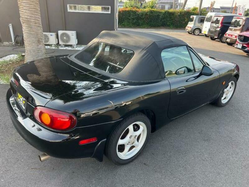 ROADSTER