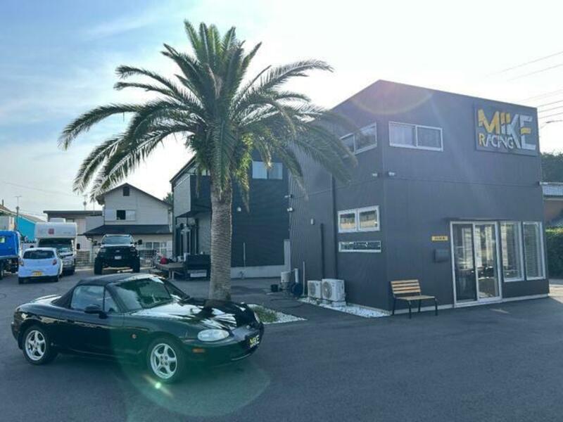 MAZDA ROADSTER