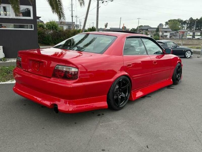 CHASER