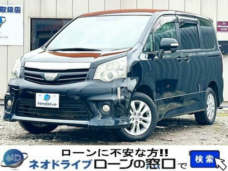 TOYOTA NOAH