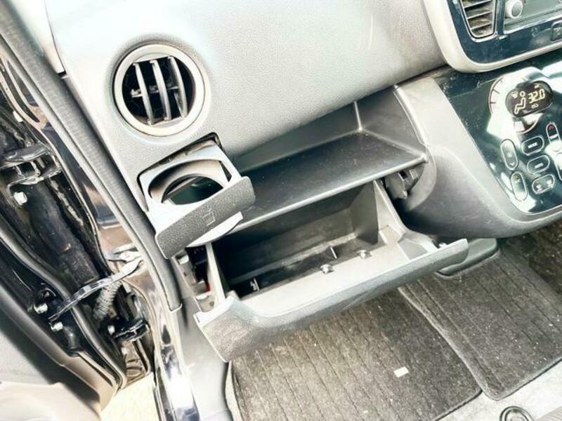 EK SPACE CUSTOM