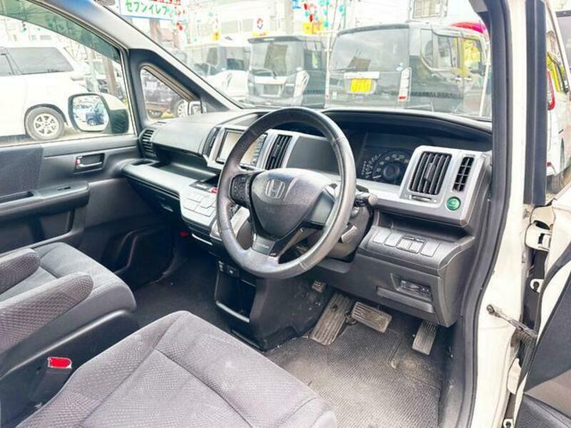 STEPWAGON SPADA