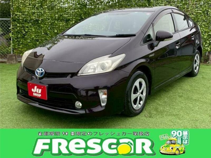 TOYOTA PRIUS