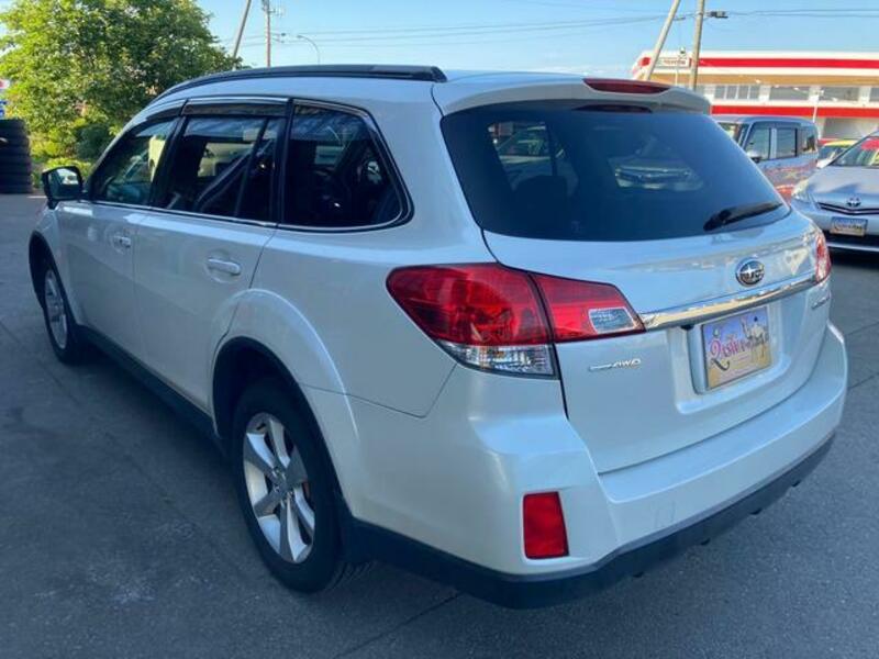 LEGACY OUTBACK