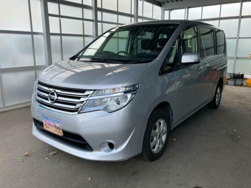 NISSAN SERENA