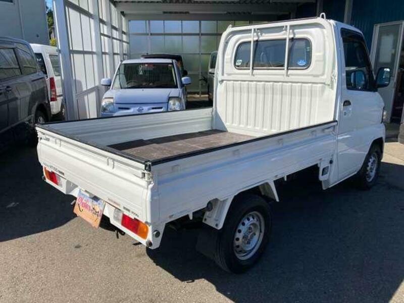 CLIPPER TRUCK
