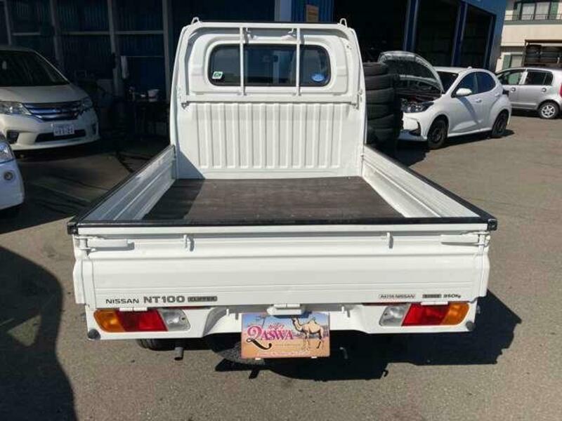 CLIPPER TRUCK