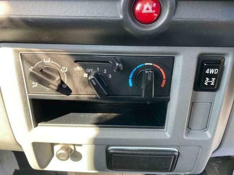 CLIPPER TRUCK
